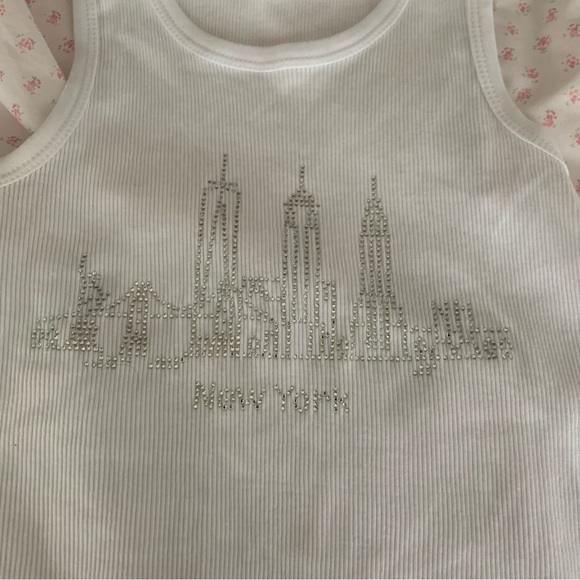 4uonlyusa new york bedazzled cropped tank top 🎀 - Picture 2 of 3
